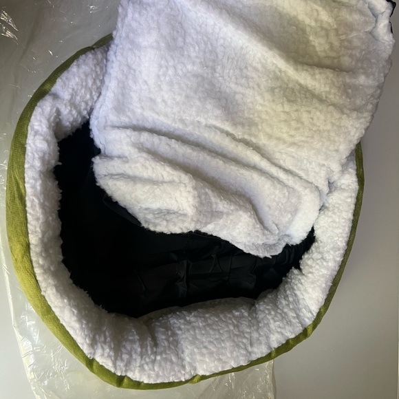 Cats and small pets bed - Picture 4 of 6